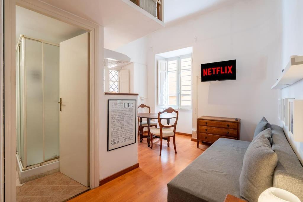 Tiny House Nel Cuore Di Roma Extérieur photo
